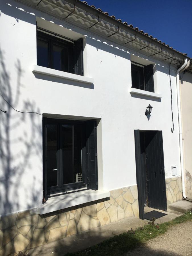 Saint-Laurent-de-Medoc Cilaos - Maisonnette Au Coeur Du Medoc מראה חיצוני תמונה